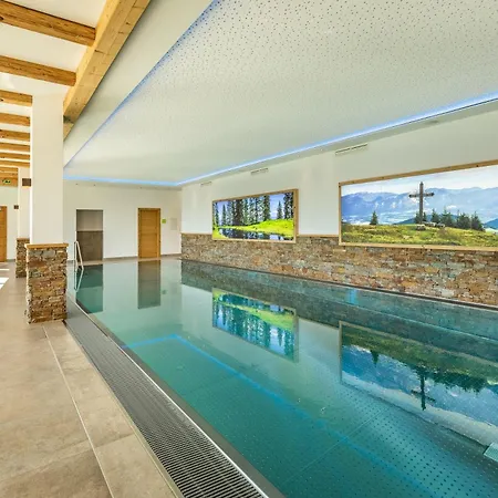Отель Almhof